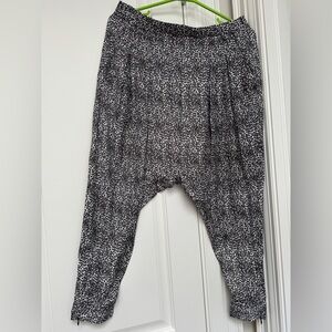 Zara Basic Gray and White Leopard Print Blouse size L